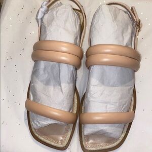Dream Pairs Tan Sandals Minimalist Design